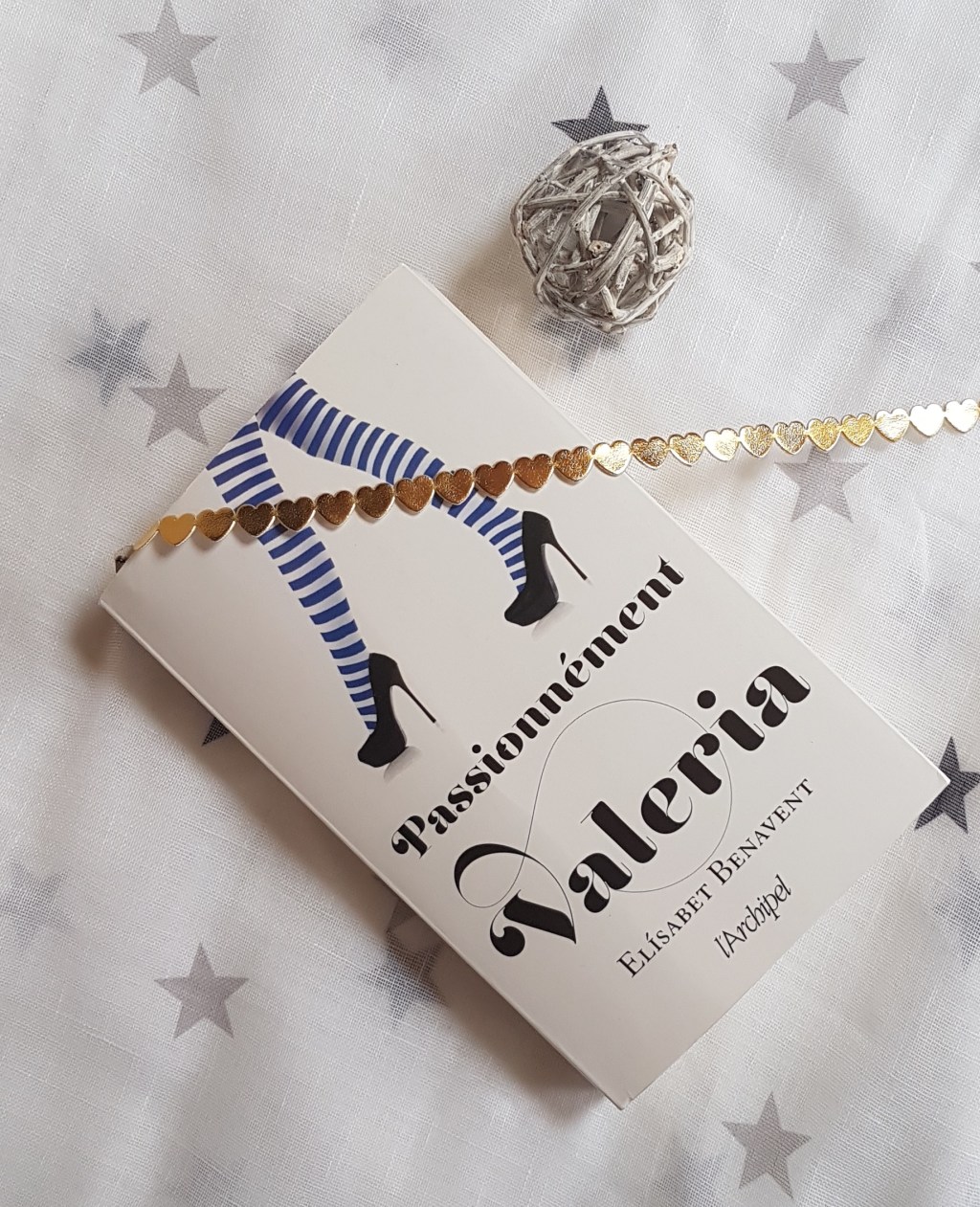 PASSIONNÉMENT VALERIA de Elisabet Benavent.